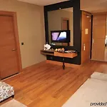 فندق Riva Resatbey Luxury أضنه