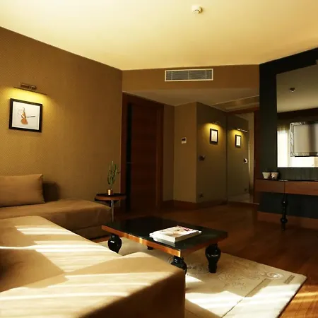 Riva Resatbey Luxury Hotell
