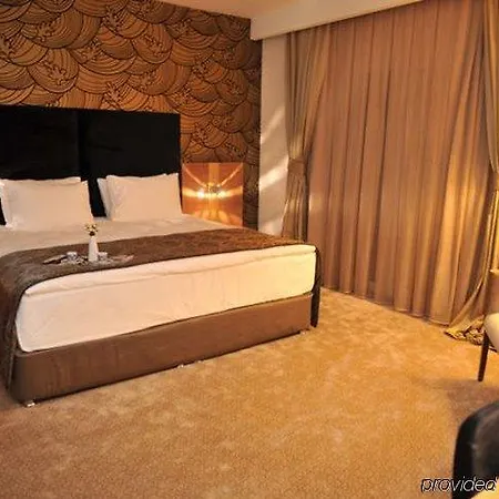 Riva Resatbey Luxury 4* أضنه
