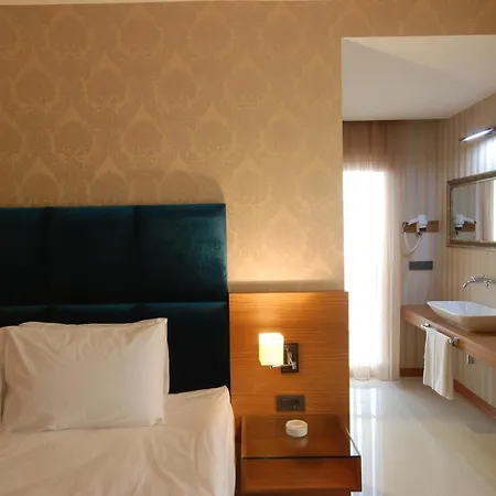 Otel Riva Resatbey Luxury 4*