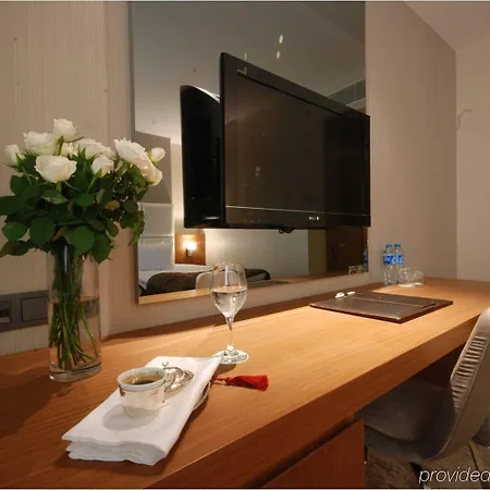 Riva Resatbey Luxury فندق أضنه