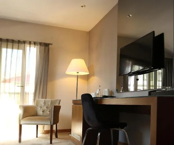 Hotel Riva Resatbey Luxury 4*