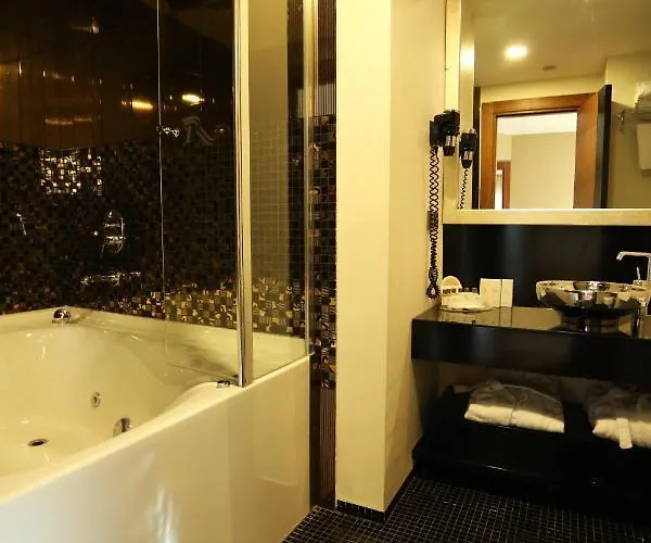 فندق Riva Resatbey Luxury أضنه