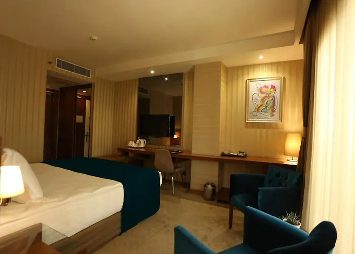 Riva Resatbey Luxury فندق أضنه