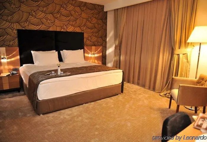 Riva Resatbey Luxury 4* أضنه