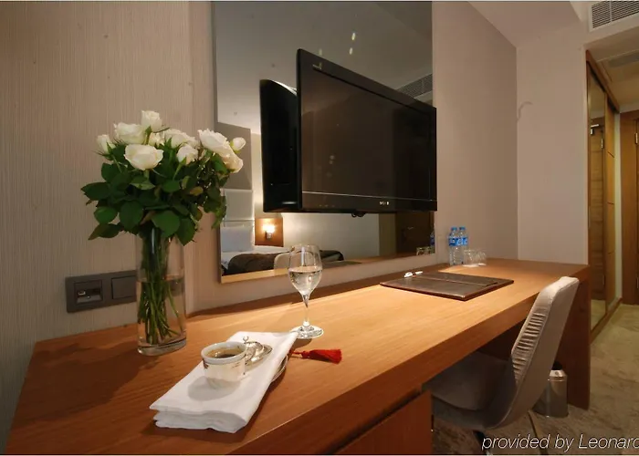 Riva Resatbey Luxury فندق أضنه